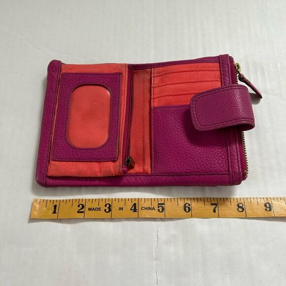Fossil Emma Trifold Pink Leather Wallet - Picture 14 of 14
